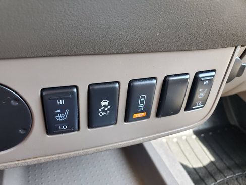 Used 2016 Nissan Frontier SV w/ SV Value Truck Package RWD image 22