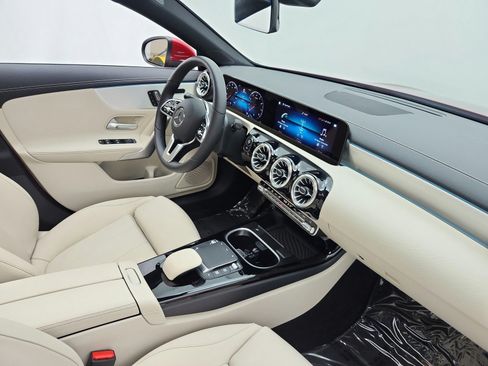 Certified 2023 Mercedes-Benz CLA 250 4MATIC image 18