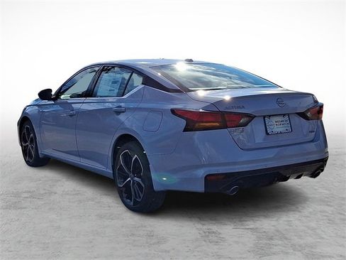 New 2025 Nissan Altima 2.5 SR w/ SR Premium Package image 3