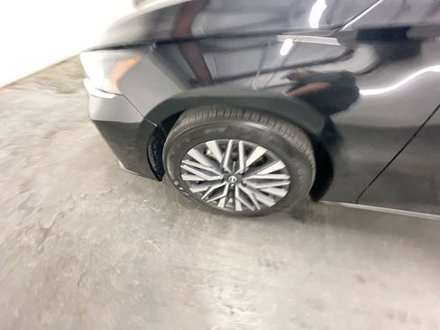 Used 2024 Nissan Altima 2.5 SV image 31