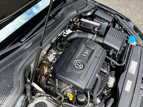 Used 2015 Volkswagen GTI S FWD image 32