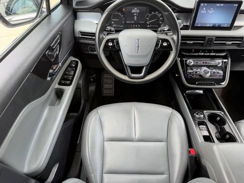 Used 2021 Lincoln Corsair FWD image 12