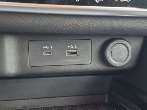Used 2023 Nissan Rogue SV FWD image 20