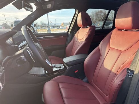 Used 2024 BMW X3 xDrive30i w/ Convenience Package image 9