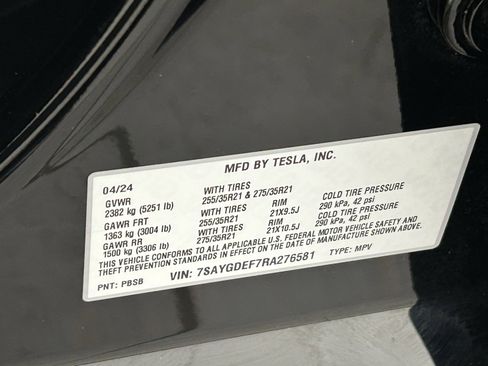 Used 2024 Tesla Model Y Performance image 26
