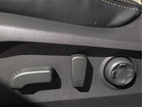 Used 2025 Subaru Outback Limited image 10