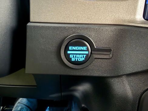 New 2025 Ford Bronco Outer Banks image 43