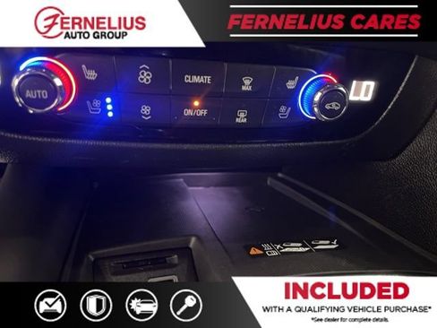 Used 2023 Buick Enclave Avenir w/ Avenir Technology Package AWD/4WD image 43