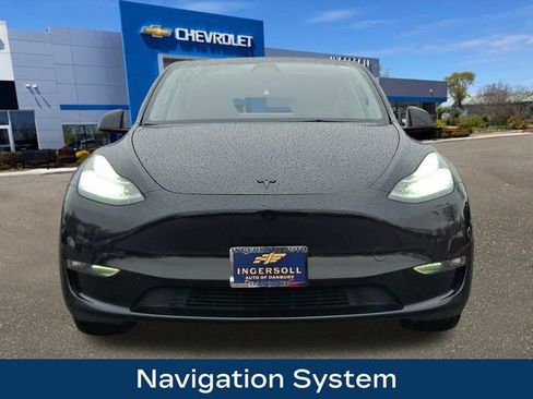 Used 2023 Tesla Model Y Long Range image 3