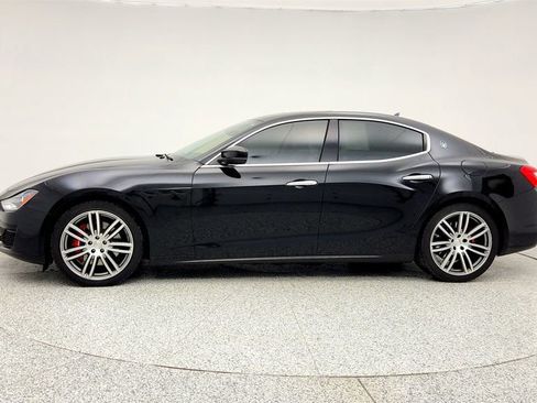 Used 2019 Maserati Ghibli S image 8