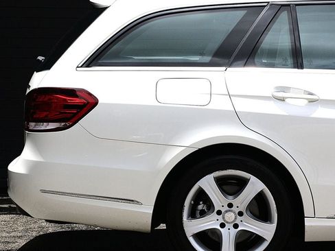 Used 2014 Mercedes-Benz E 350 4MATIC Wagon image 17