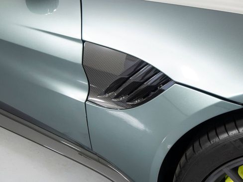 Used 2020 Aston Martin V8 Vantage AMR RWD image 51