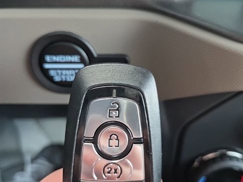 Used 2024 Ford Bronco Wildtrak AWD/4WD image 25