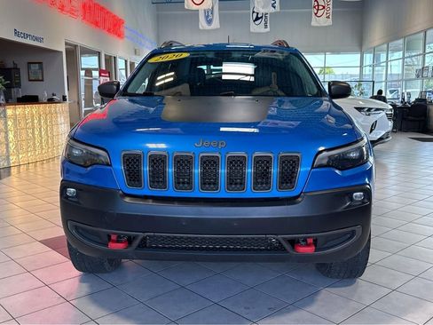 Used 2020 Jeep Cherokee Trailhawk AWD/4WD image 2