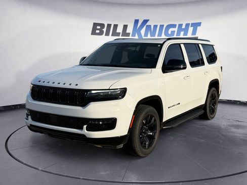 Used 2023 Jeep Wagoneer Series II image 1