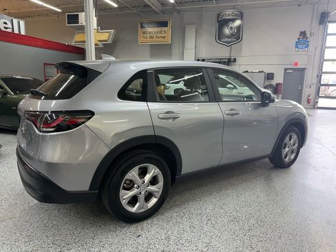 Used 2024 Honda HR-V LX image 5