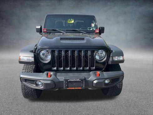 Used 2022 Jeep Gladiator Mojave w/ Cold Weather Group AWD/4WD image 9