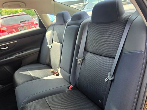Used 2017 Nissan Altima 2.5 SR FWD image 27