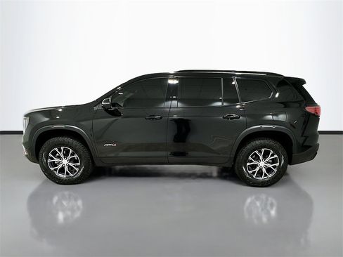 Used 2026 GMC Acadia AT4 w/ Luxury Package image 4