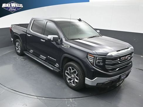 Used 2023 GMC Sierra 1500 SLT w/ SLT Premium Package image 9