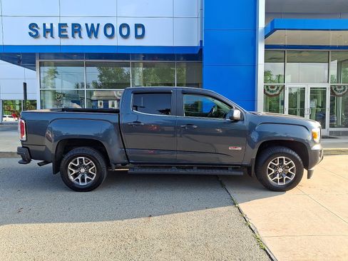 Used 2020 GMC Canyon All Terrain w/ Trailering Package AWD/4WD image 7