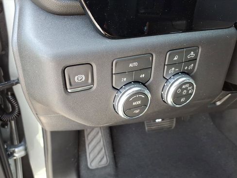 New 2026 GMC Sierra 1500 Elevation w/ Elevation Premium Package AWD/4WD image 10