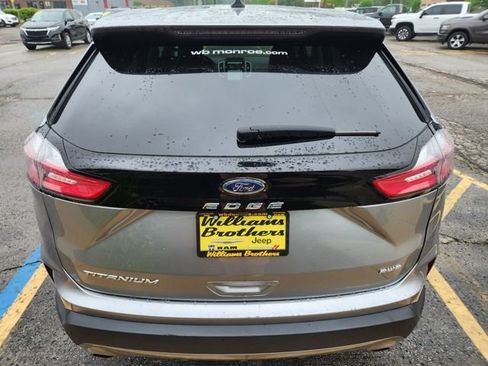 Used 2024 Ford Edge Titanium AWD/4WD image 4