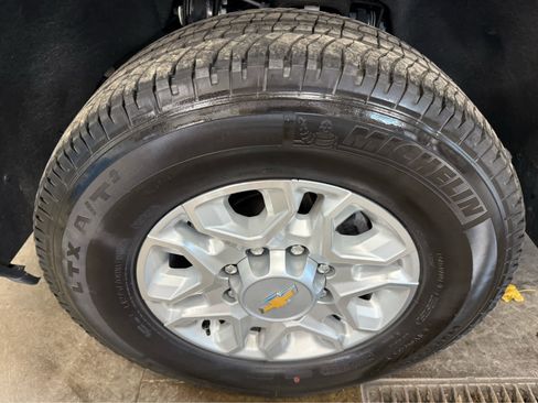 Used 2025 Chevrolet Silverado 3500 LTZ w/ LTZ Plus Package image 45