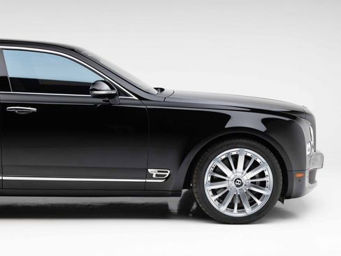 Used 2014 Bentley Mulsanne RWD image 23