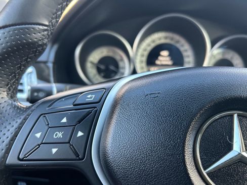 Used 2016 Mercedes-Benz E 350 Sedan image 26