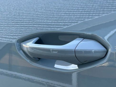 Used 2023 Audi Q4 e-tron Premium Plus w/ Premium Plus image 39