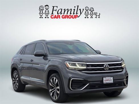 Used 2020 Volkswagen Atlas Cross Sport SEL R-Line w/ Cross Sport MDO Package image 2