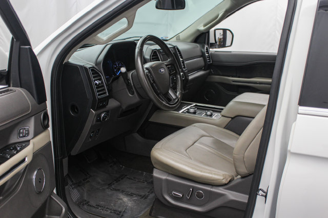 Used 2020 Ford Expedition Limited w/ Special Edition Package AWD/4WD image 16