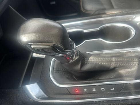 Used 2021 Chevrolet Traverse RS AWD/4WD image 30