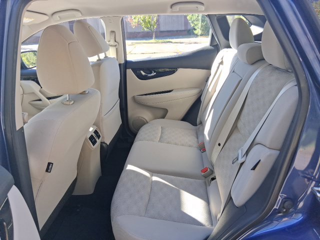 Used 2022 Nissan Rogue Sport SV FWD image 22