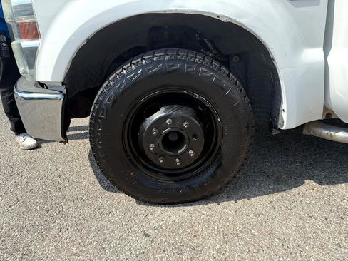 Used 2008 Ford F350 XLT image 24