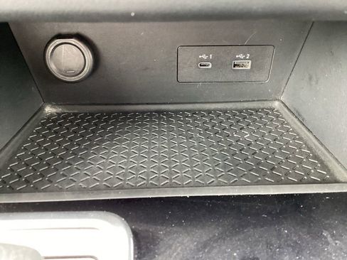 Used 2025 Nissan Pathfinder SV AWD/4WD image 22
