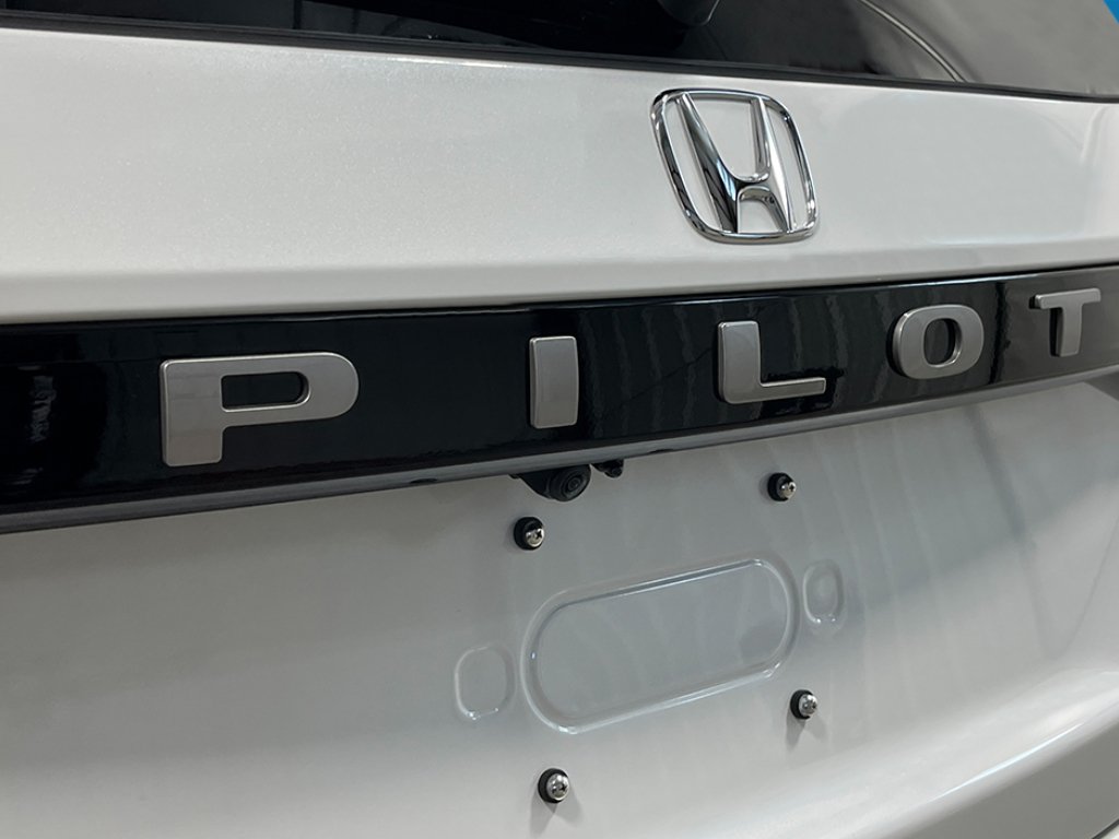 New 2026 Honda Pilot Elite image 7