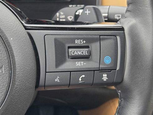 Used 2023 Nissan Rogue Platinum w/ Platinum Premium Package AWD/4WD image 25