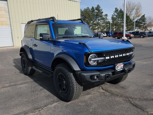New 2025 Ford Bronco Badlands image 15