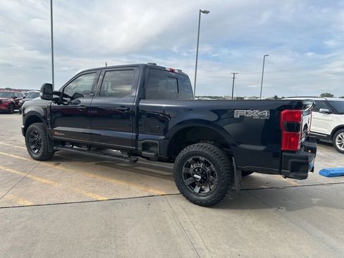 Used 2025 Ford F350 Lariat w/ Black Appearance Package AWD/4WD image 5
