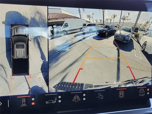 Used 2024 Chevrolet Silverado 1500 LTZ w/ LTZ Premium Package image 14