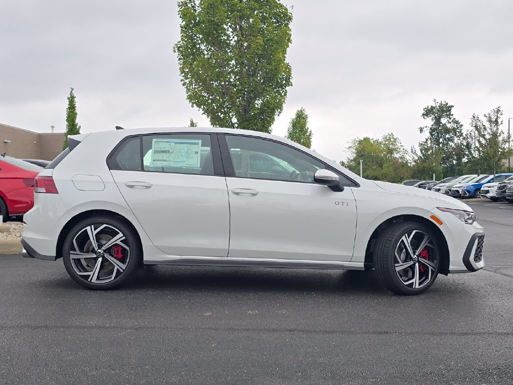 New 2026 Volkswagen GTI SE FWD image 14
