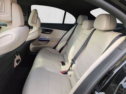 Used 2023 Mercedes-Benz C 300 Sedan image 19