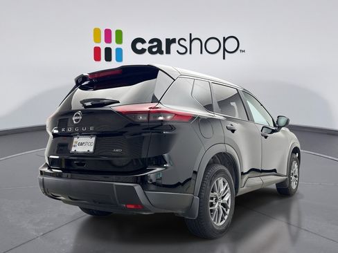 Used 2024 Nissan Rogue S AWD/4WD image 5