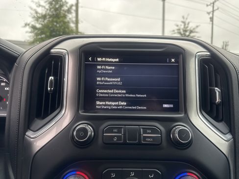 Used 2020 Chevrolet Silverado 1500 LTZ image 24