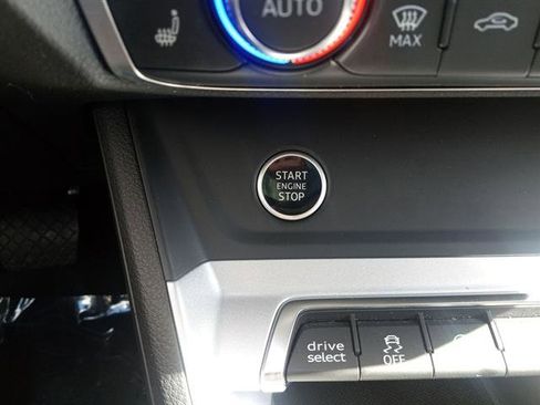 Used 2023 Audi Q3 2.0T Premium image 49