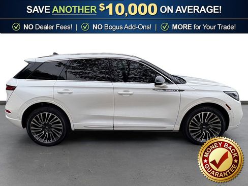 Certified 2022 Lincoln Corsair Reserve w/ Equipment Group 201A image 8