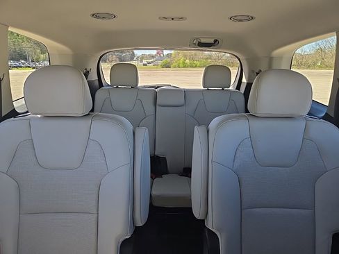 Used 2021 Kia Telluride S image 24