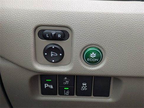 Certified 2021 Honda Pilot Touring image 28